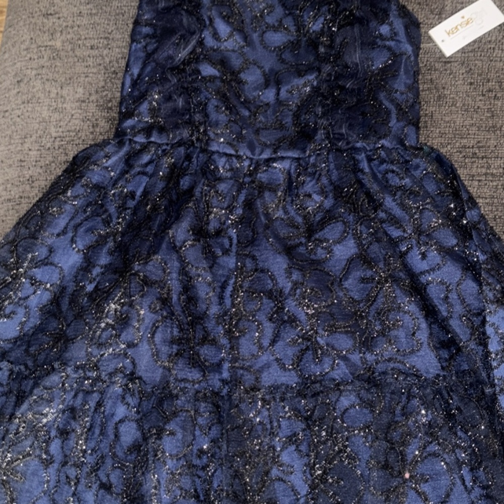 New girls dress, size 14